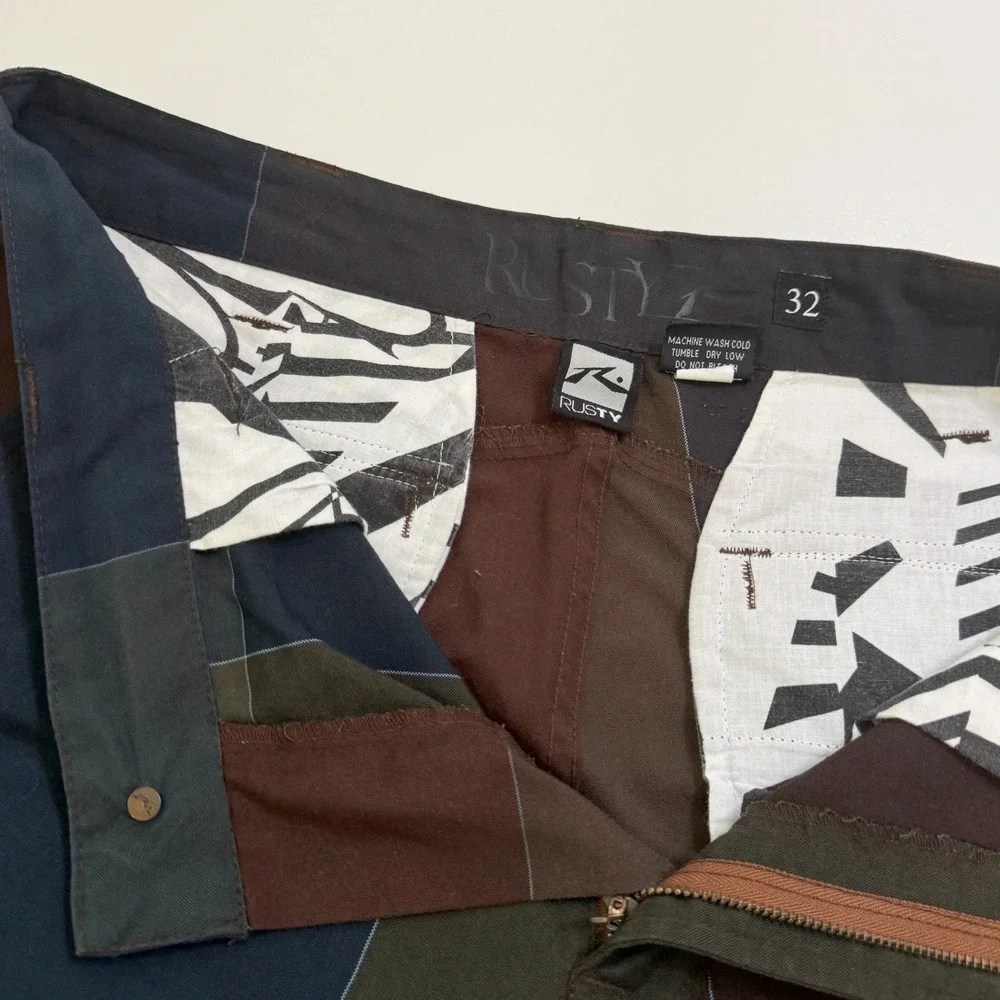 Vintage Y2K Rusty Shorts Men 32 Brown Colorblock Plaid Surf Skate Casual Utility